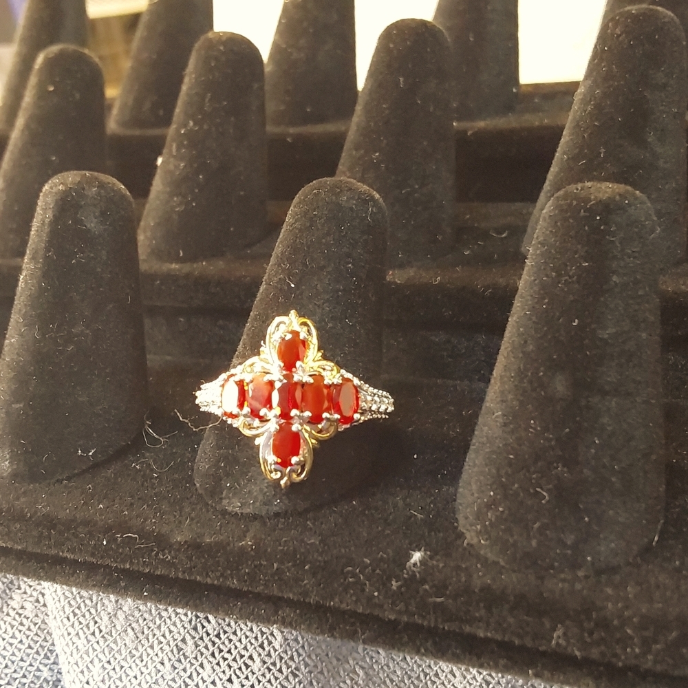 Opal cherry. Ring 14k over 925